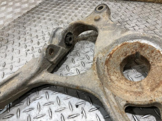 Рычаг задний нижний левый Ml 164