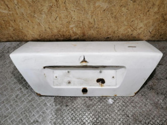 Крышка багажника C 202