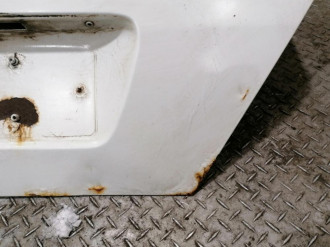 Крышка багажника C 202