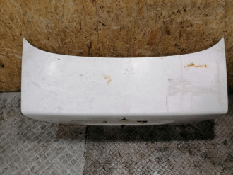 Крышка багажника C 202