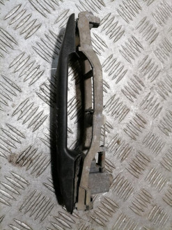 Ручка двери передней левой C 202