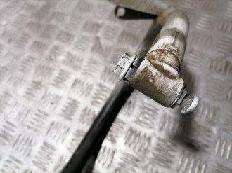 Петля багажника левая C 202