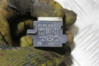 Датчик Air Bag Clk 209