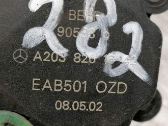 Моторчик заслонки отопителя E 211