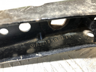 Петля багажника правая S 221