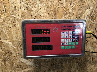 Петля багажника правая S 221