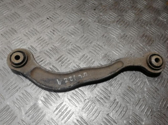 Рычаг задний верхний правый E 211