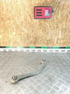 Рычаг задний верхний левый S 221