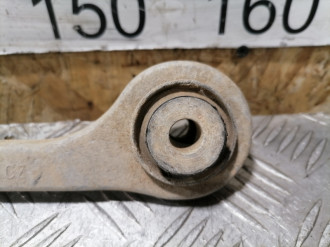 Рычаг задний нижний левый S 221