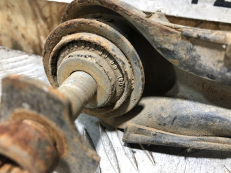 Тяга задняя поперечная Clk 208