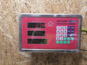 Кулак задний правый S 221