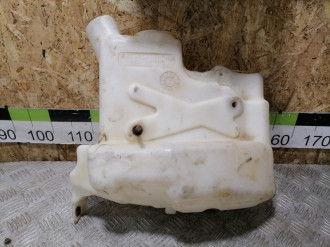 Бачок омывателя лобового стекла Ml 164