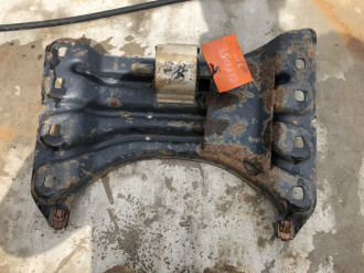 Кронштейн кпп S350 221