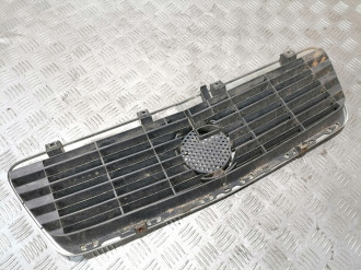 Решетка радиатора Clk 208