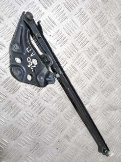 Петля капота левая Clk 208
