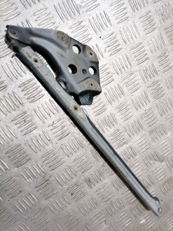 Петля капота левая Clk 208