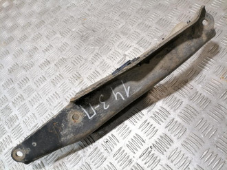 Рычаг задний нижний правый S 220