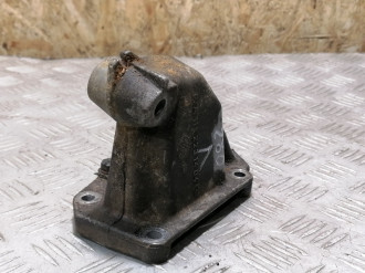 Кронштейн двигателя Clk 208