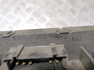 Блок предохранителей моторный S 220