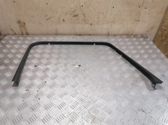 Накладка стекла двери передней левой G 463