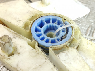 Стеклоподъемник задний левый S 221