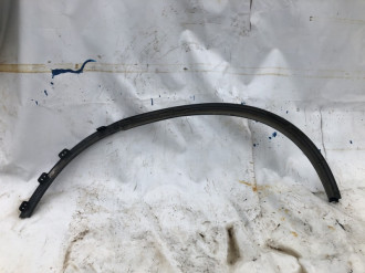 Молдинг крыла переднего правый Gle c292