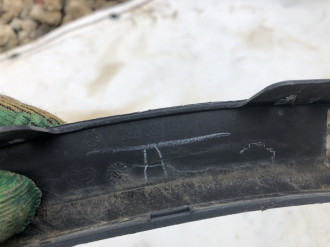 Молдинг крыла переднего правый Gle c292