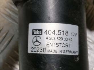 Моторчик стеклоочистителя передний C 203