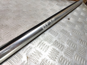 Накладка стекла заднего правого S 221