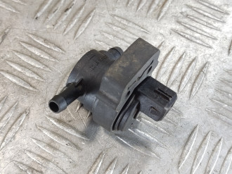 Клапан вентиляции топливного бака S 221