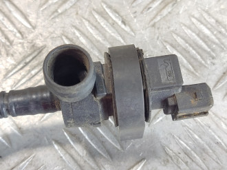 Клапан вентиляции топливного бака Ml 164