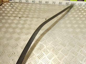 Молдинг крыши правый C 202