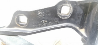 Петля капота правая S 221