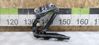 Петля капота правая Ml 164