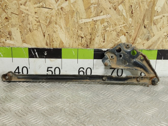 Петля капота левая Clk 208