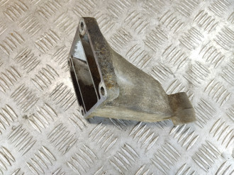 Кронштейн двигателя G 463