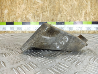 Кронштейн двигателя G 463