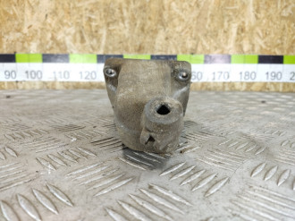 Кронштейн двигателя G 463