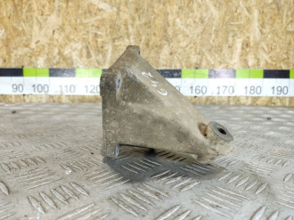 Кронштейн двигателя G 463