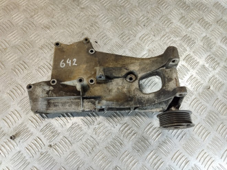 Кронштейн генератора G 463