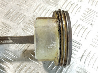 Поршень с шатуном S 220