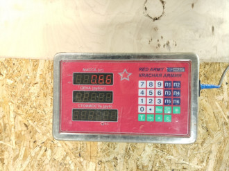 Петля капота левая E 210