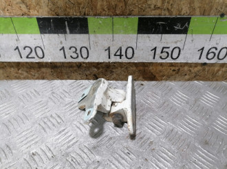 Петля двери задней левой нижняя A 169