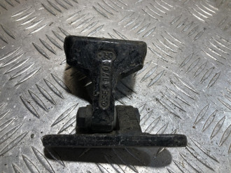 Петля двери задней правой нижняя S 221