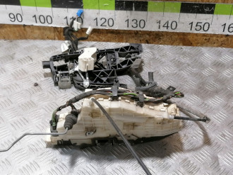 Замок двери задней левой S 221