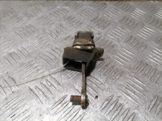 Ограничитель двери задний G 463