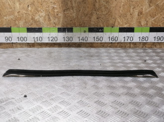 Уплотнитель стекла двери зад. левый G 463