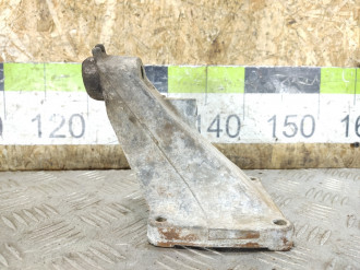 Кронштейн двигателя Clk 208