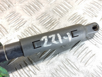 Амортизатор капота S 221