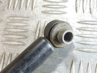 Ограничитель двери передний S 221